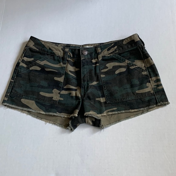 Forever 21 Camo Jean Shorts Khaki Tan Green 27 - Picture 4 of 13
